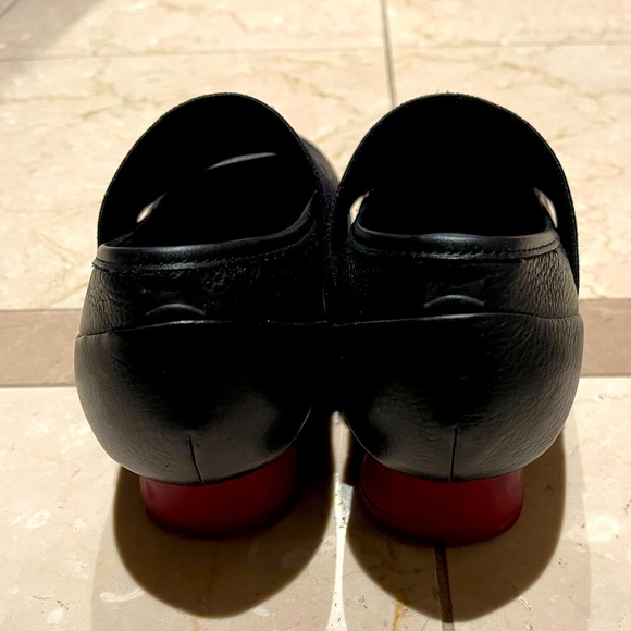 Camper, Black women's full-grain Mary Jane with red rubber outsole,95% new,US 6 - Picture 2 of 7